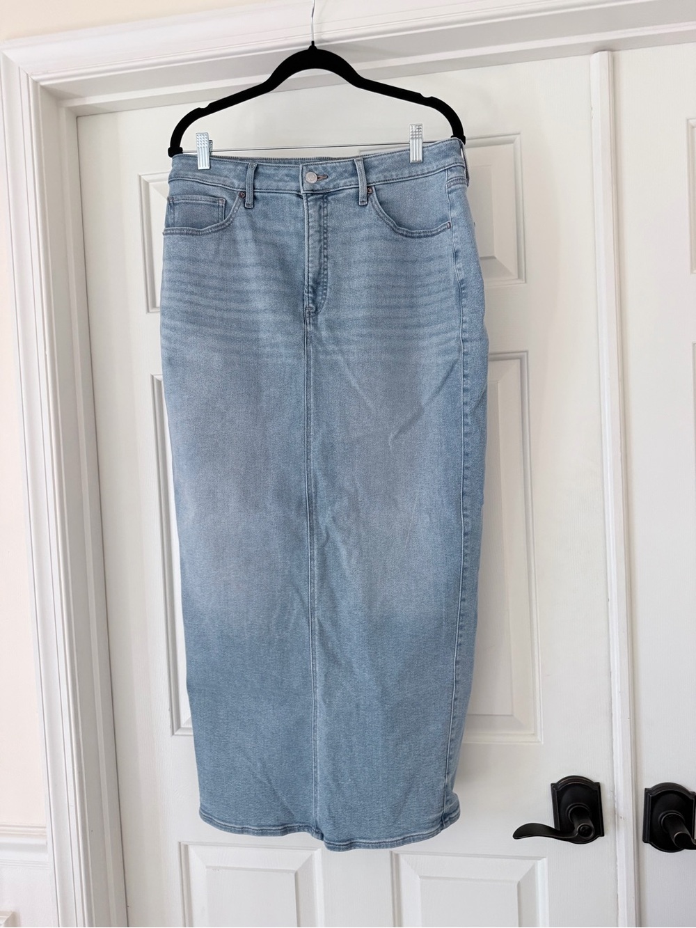 Express Light Blue Denim Midi Skirt - Straight Silhouette
